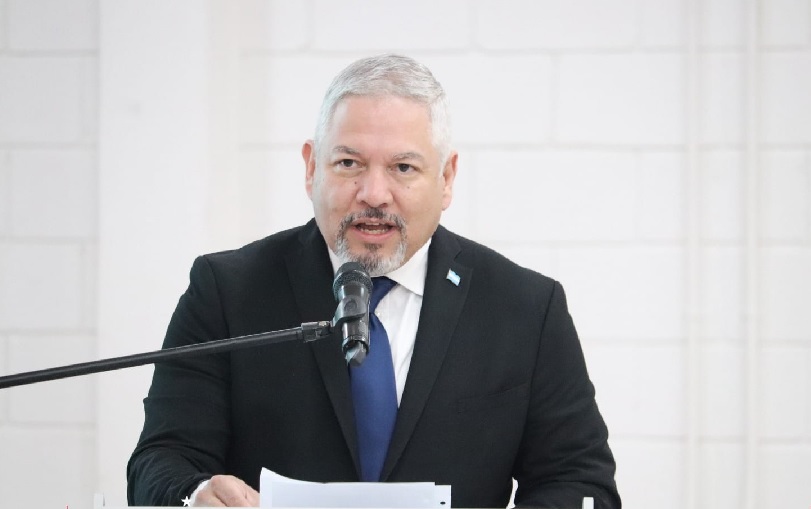 Excanciller Reina señala al CNA por avalar regreso de “capo” y guardar silencio político